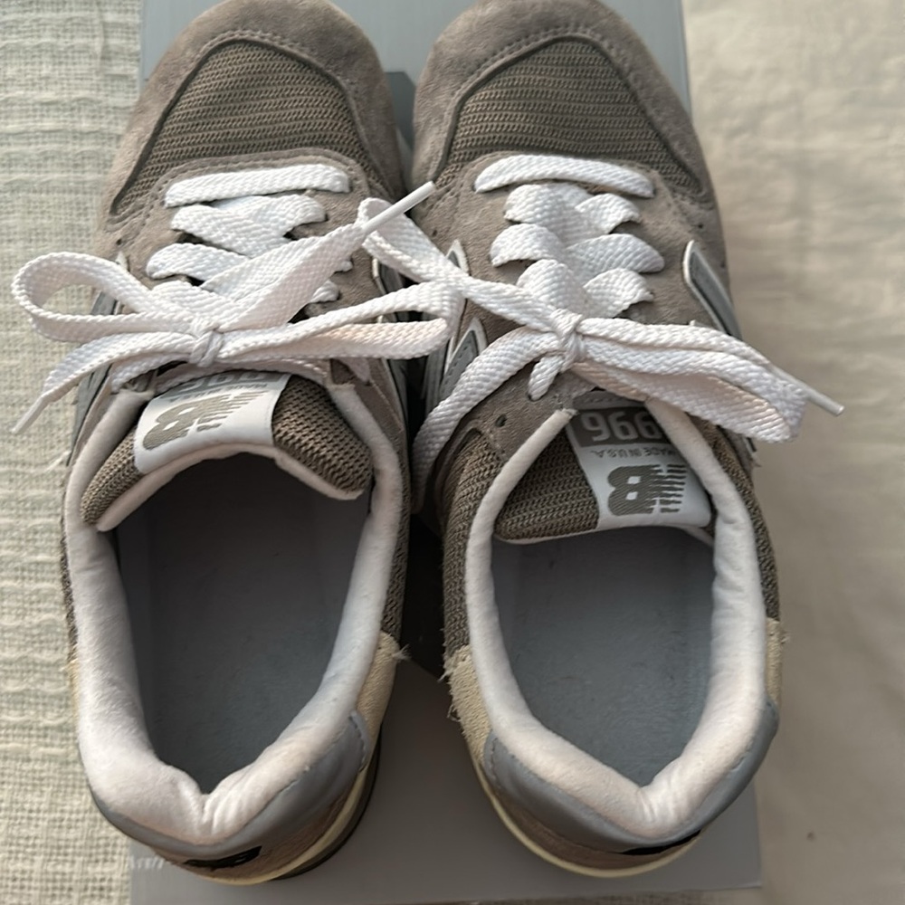 Unisex New Balance | 996 Sneakers | 5.5M/6.5W - Picture 9 of 16
